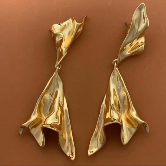 Alexis Bittar Jewelry - Alexis Bittar New Gold Crumpled Ruffled pleat Astoria Nova Hinged Post Earrings